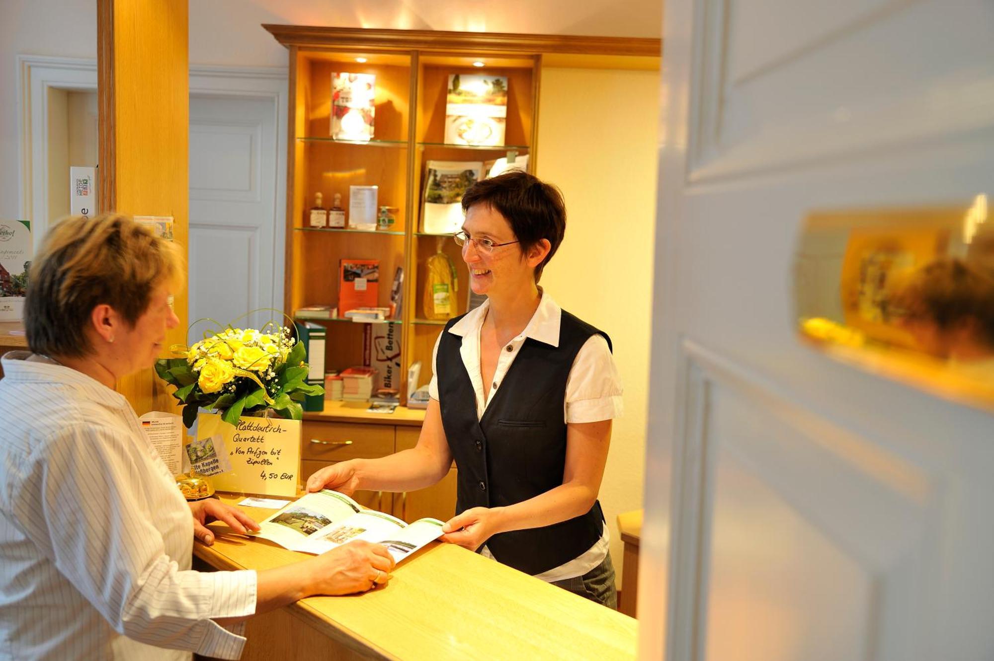 Land-Gut-Hotel Allerhof Frankenfeld Extérieur photo